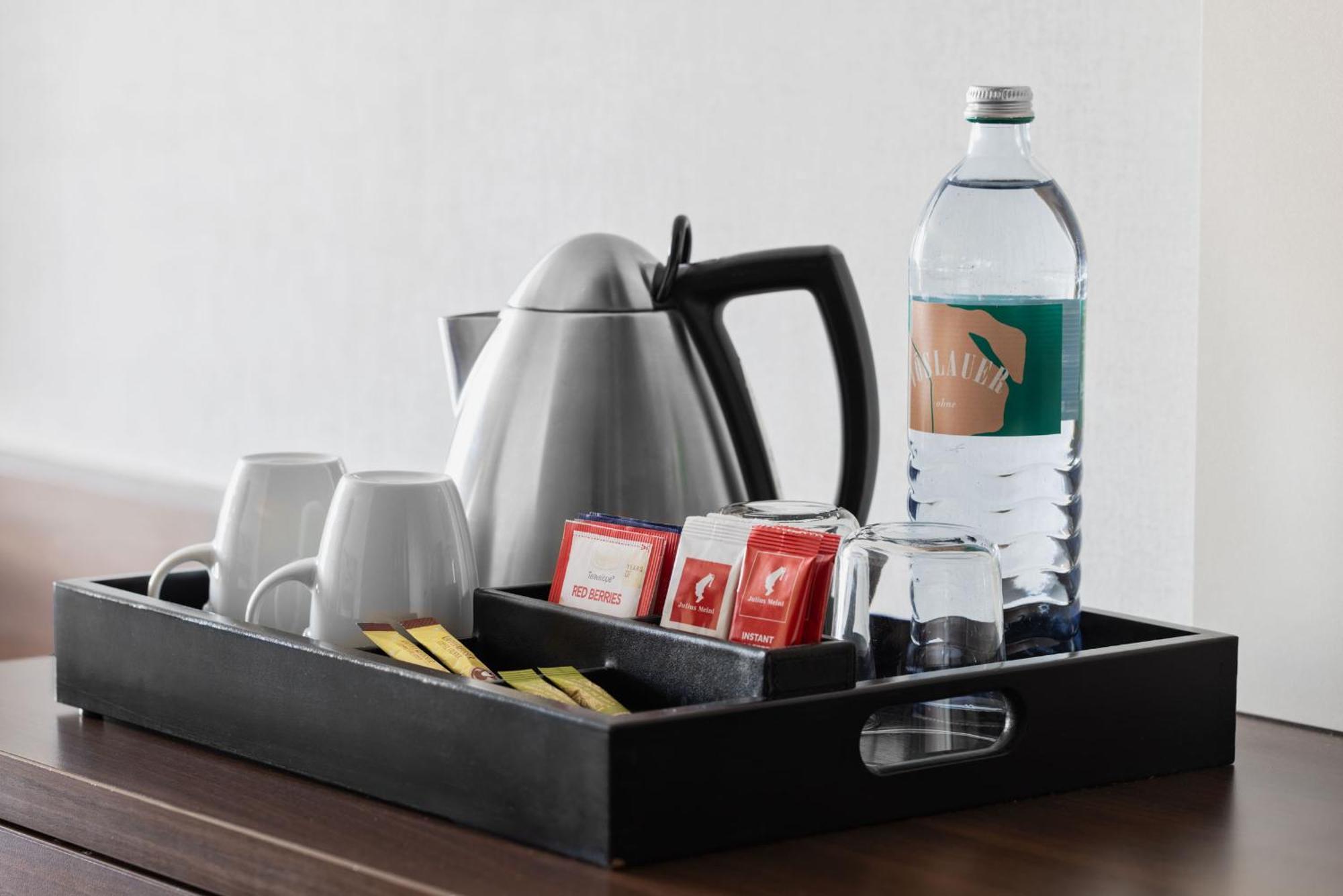 Courtyard By Marriott Linz Hotel Екстериор снимка